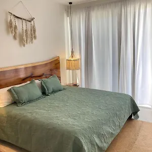 https://muuk-residence.quintano-roohotels.com